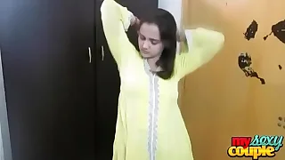 Indian Bhabhi Sonia In Yellow Shalwar Suit Getting Naked In Assembly room For Sex